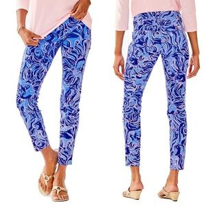 Lily Pulitzer South Ocean Skinny Crop Pants. Size 10. Coastal Blue. Whisper